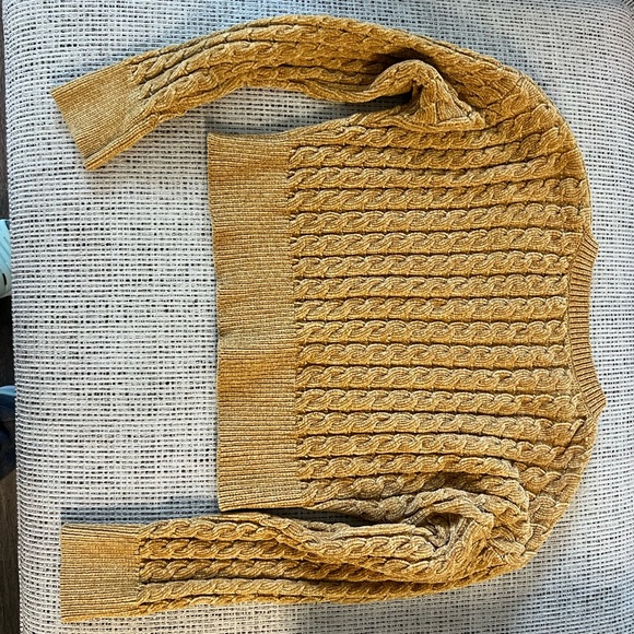 Mustard colored crop top sweater size medium - Picture 4 of 7